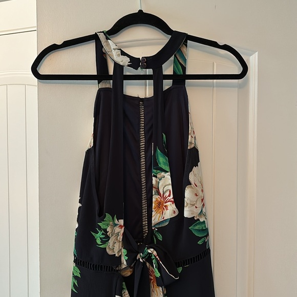 Open back floral dress - Size XL worn only once for a wedding. Loved it! - Picture 4 of 9